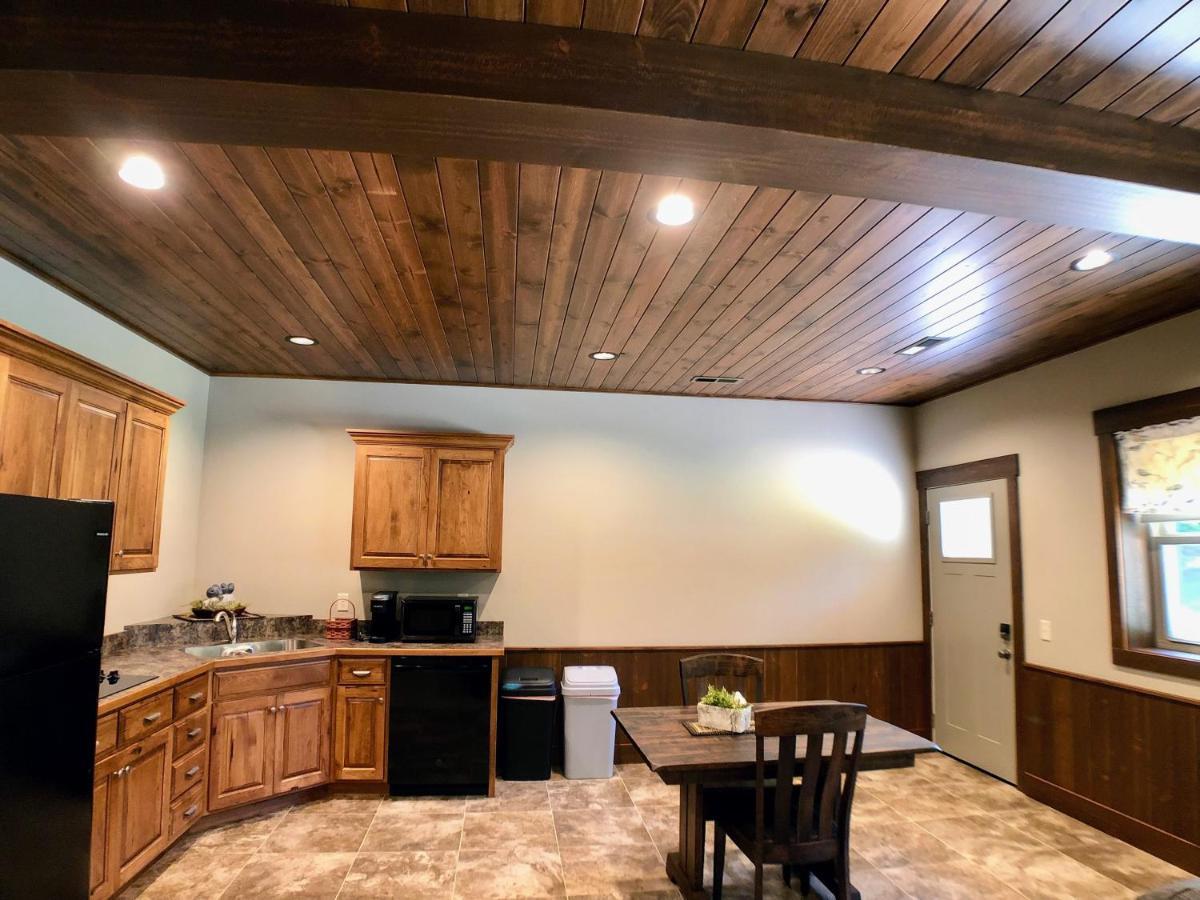 Sojourner'S Lodge & Log Cabin Suites Dundee Εξωτερικό φωτογραφία