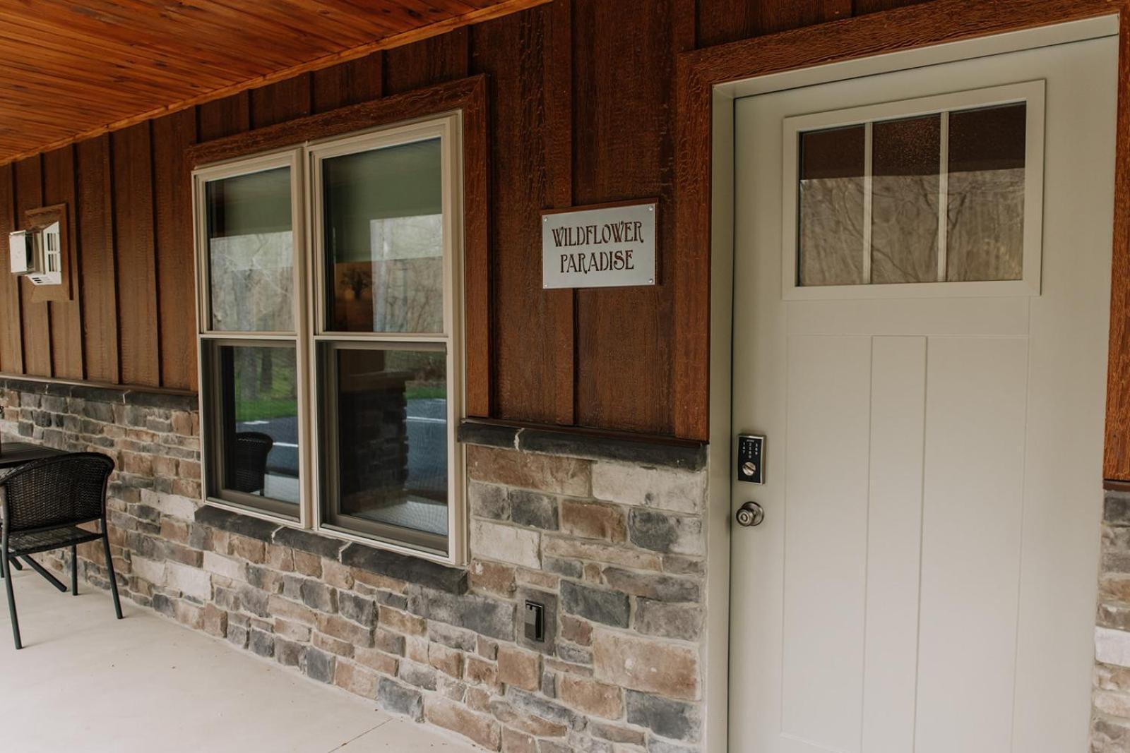 Sojourner'S Lodge & Log Cabin Suites Dundee Εξωτερικό φωτογραφία